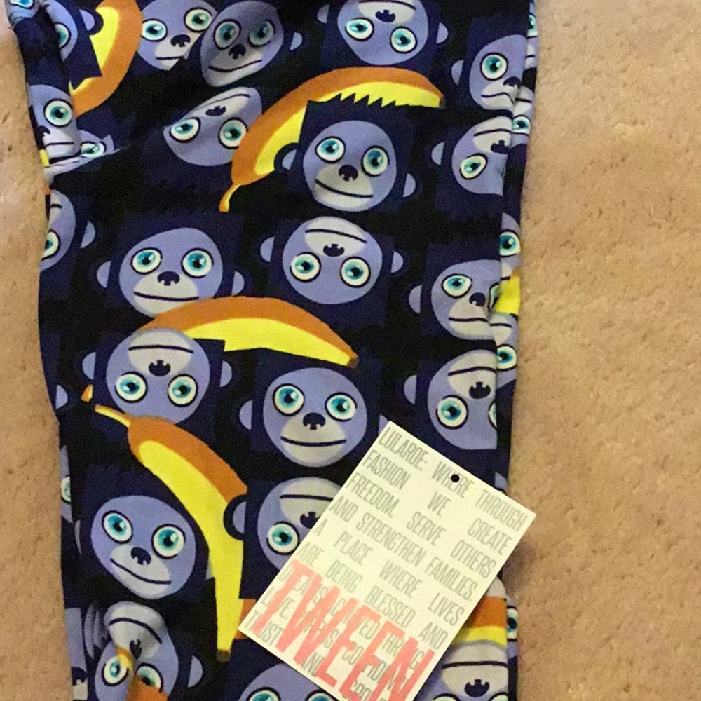 Lularoe monkey tween new Leggings now rare